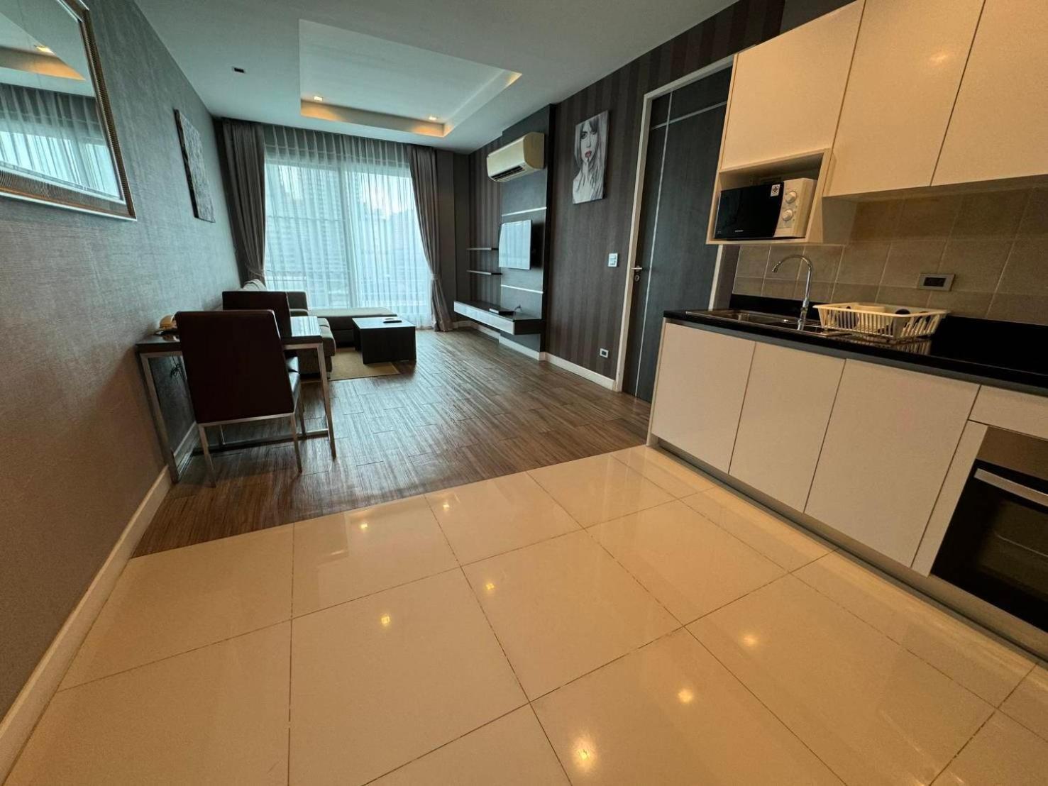J Residence Thonglor 8 Bangkok Extérieur photo