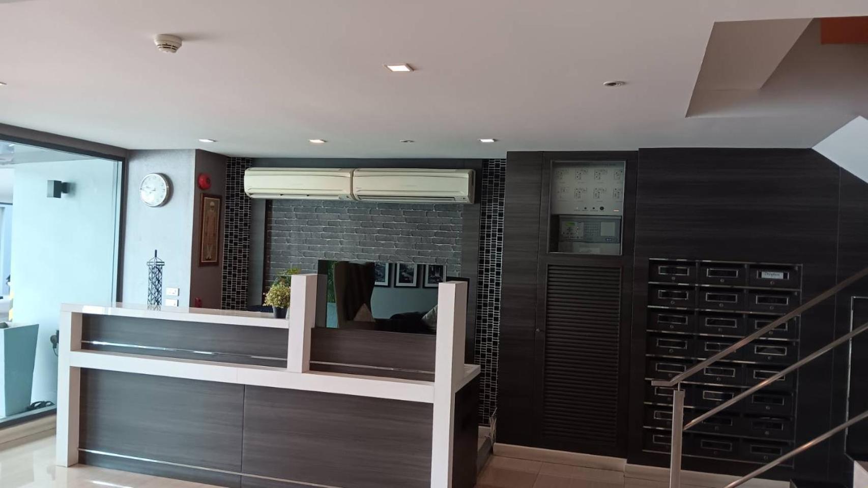 J Residence Thonglor 8 Bangkok Extérieur photo